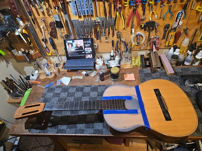 Misha Udovenko Luthiery, Vancouver