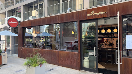 Au Petit Comptoir, Vancouver