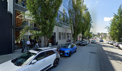 Julia Lin Law, Vancouver
